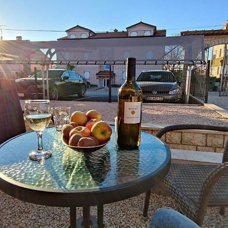 Apartments Marla Πόρετς Εξωτερικό φωτογραφία