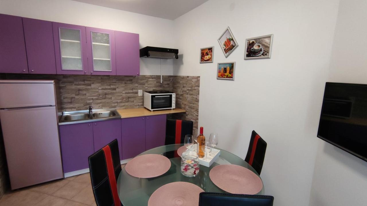 Apartments Marla Πόρετς Εξωτερικό φωτογραφία