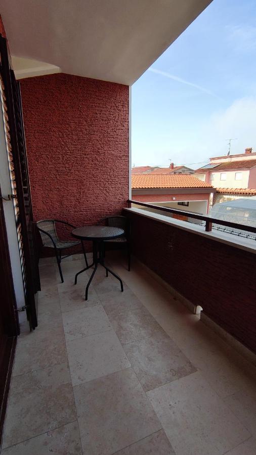 Apartments Marla Πόρετς Εξωτερικό φωτογραφία