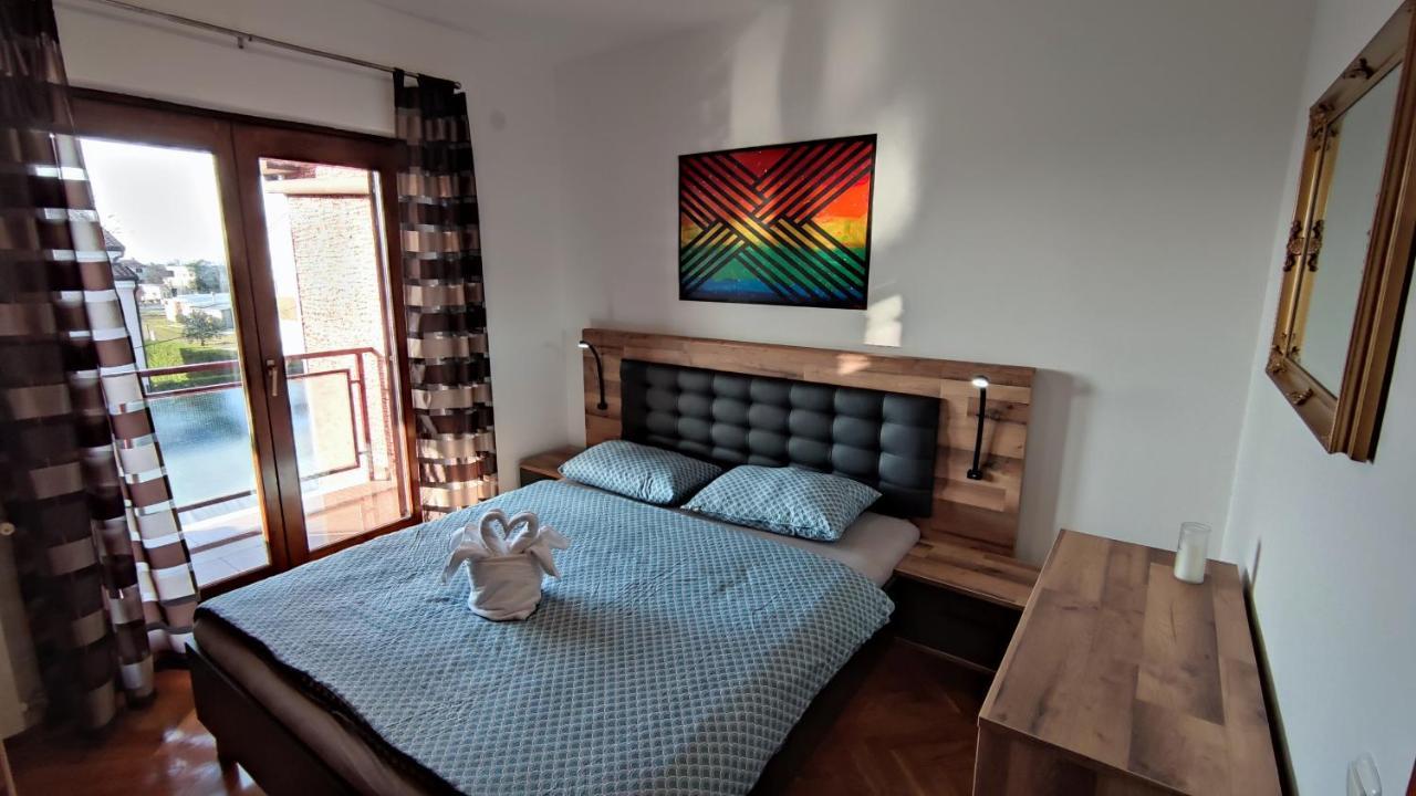 Apartments Marla Πόρετς Εξωτερικό φωτογραφία