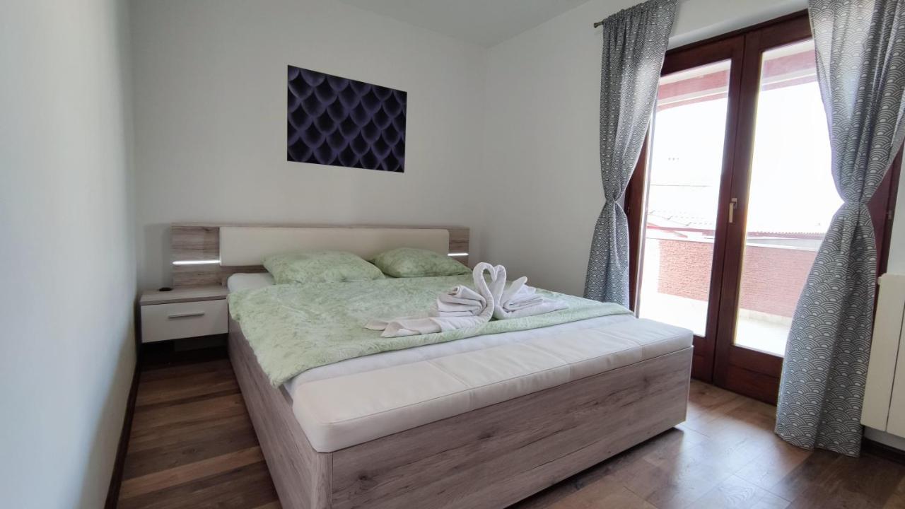 Apartments Marla Πόρετς Εξωτερικό φωτογραφία